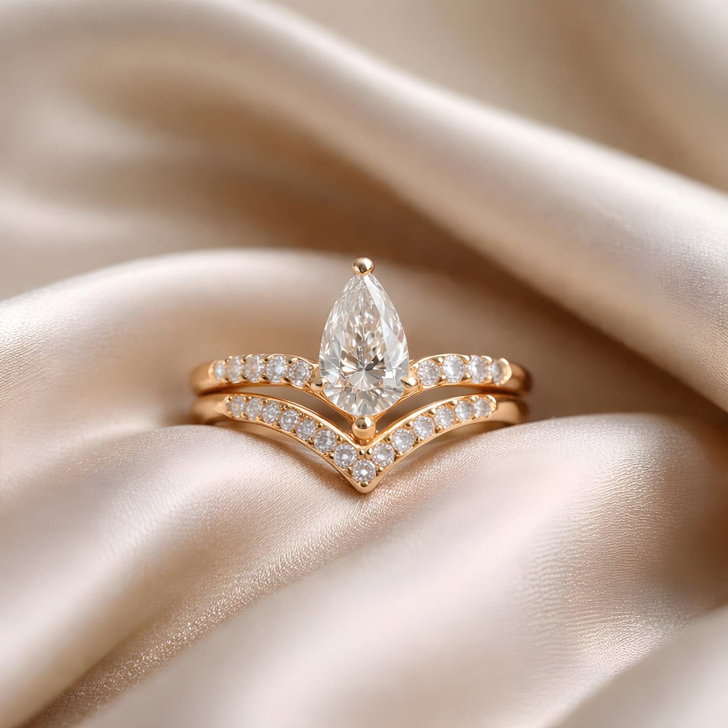 Signature Pear Diamond V-Band Ring